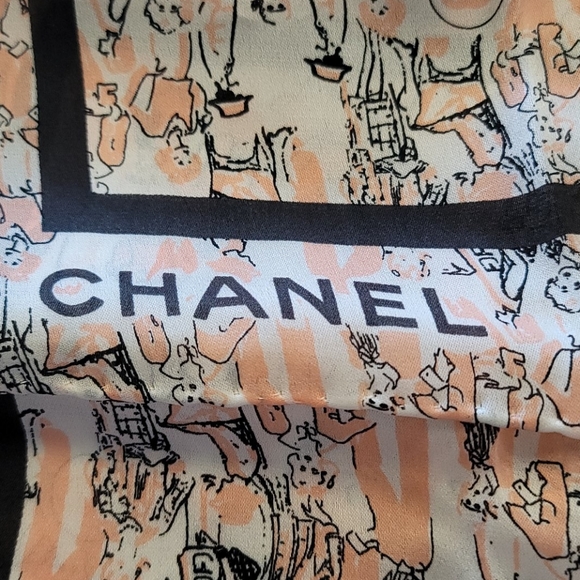 Chanel Vintage flap bag with matching scarf(sold on eBay) - Picture 13 of 16